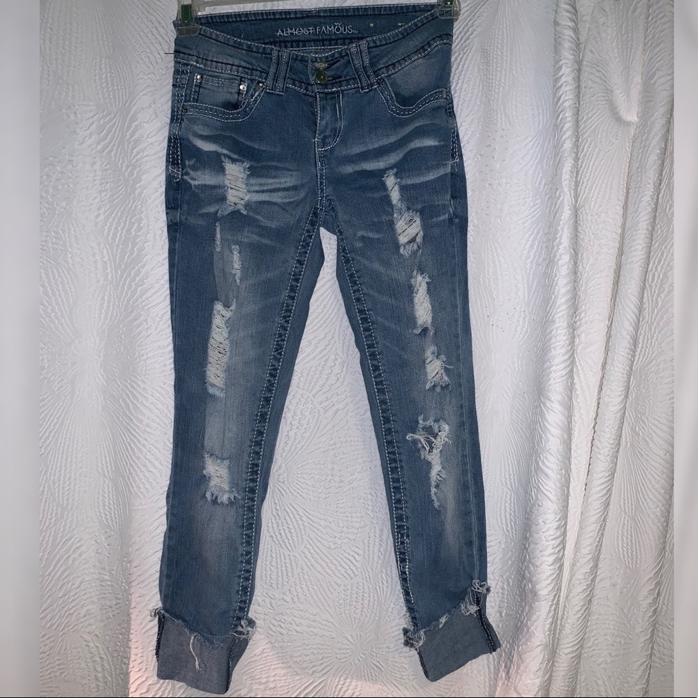 Almost Famous Ripped Capri Jeans